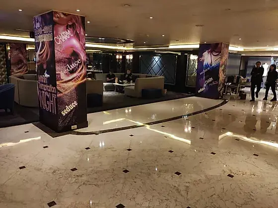 皇冠酒店大廳環境